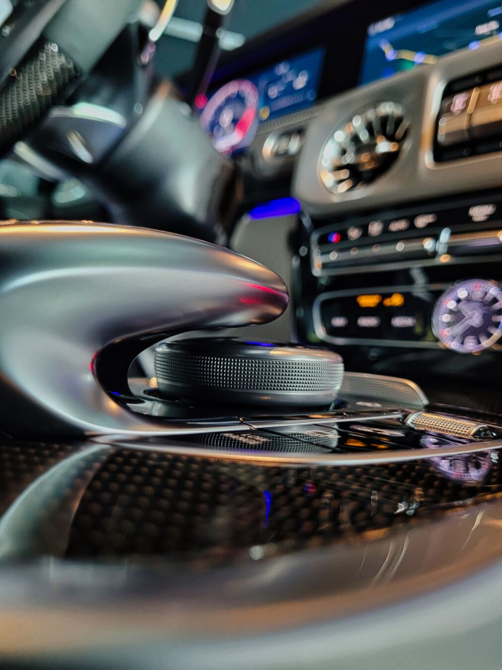 G63 interiér